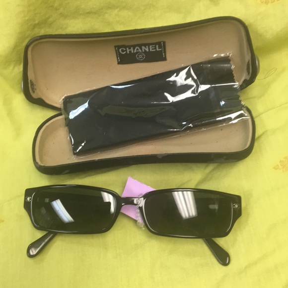 CHANEL Accessories - Vintage Chanel sunglasses with Swarvoski crystals